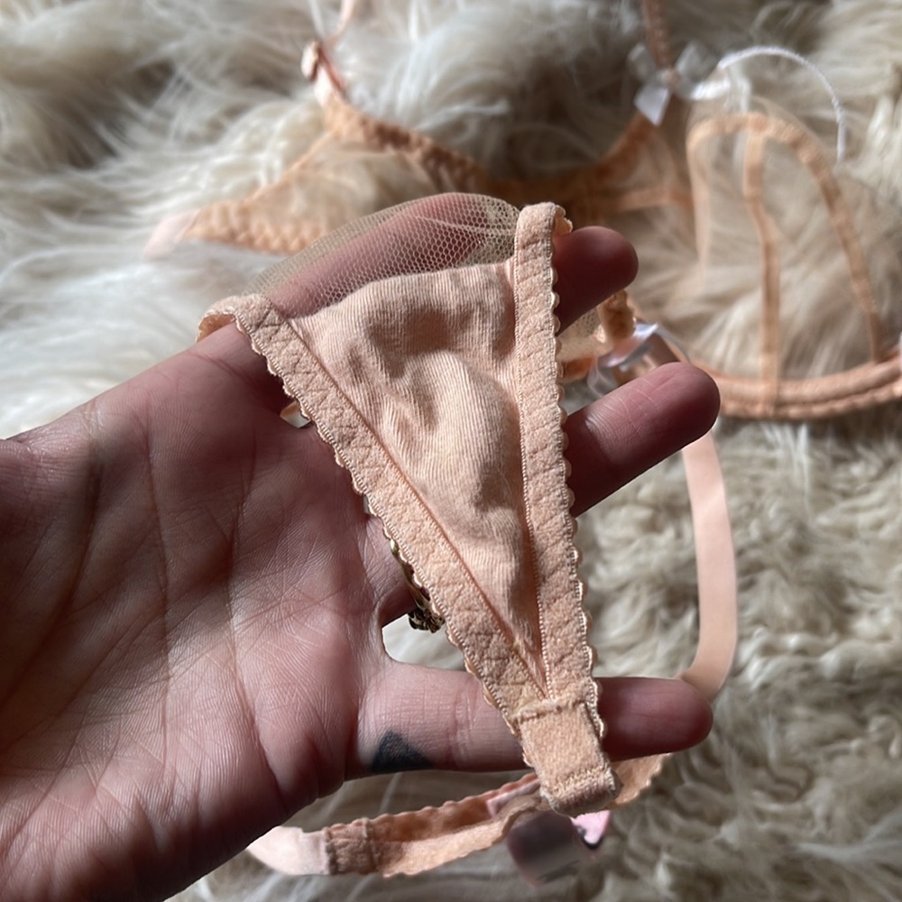 Agent provocateur - Picture 4 of 4